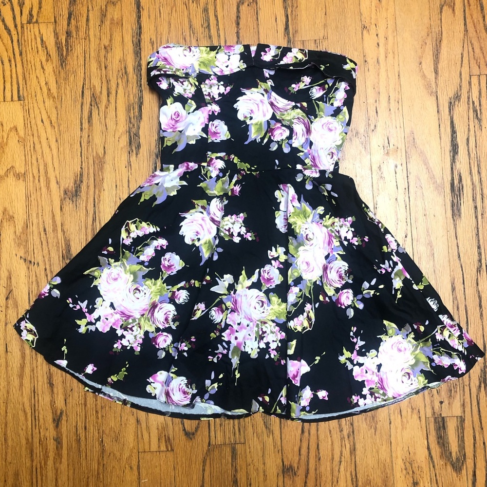 Sans Souci Cute Floral Strapless Party Dress